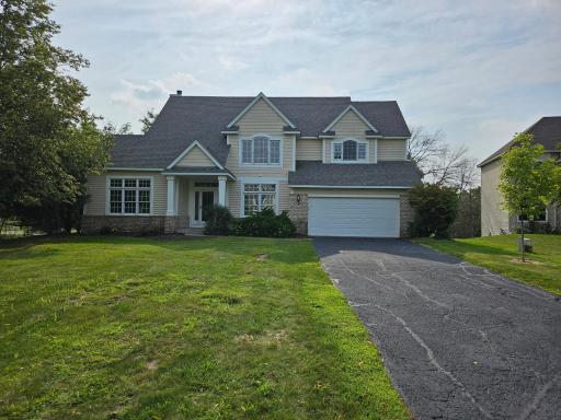 8361 Carew Court, Inver Grove Heights, MN 55076