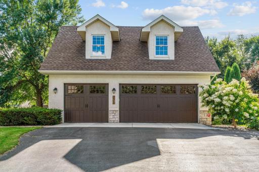3865 N Ridge Drive, Saint Paul, MN 55123