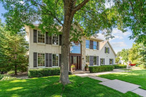 3865 N Ridge Drive, Saint Paul, MN 55123