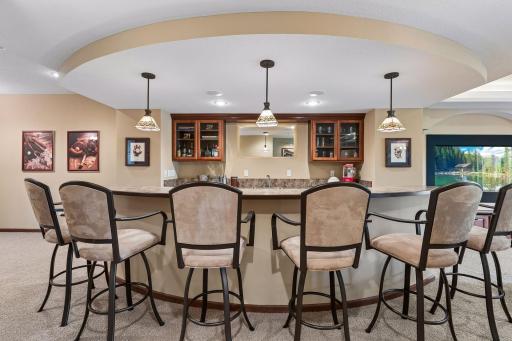 3865 N Ridge Drive, Saint Paul, MN 55123