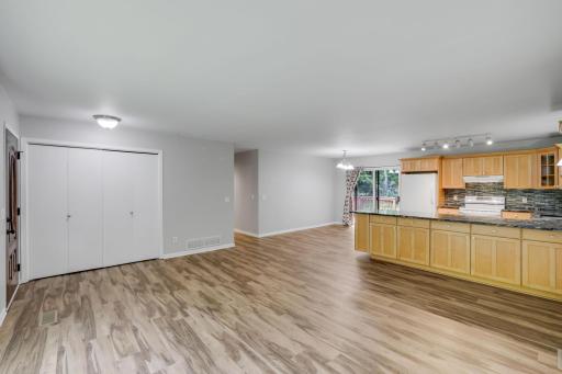 13790 196th Avenue NW, Elk River, MN 55330