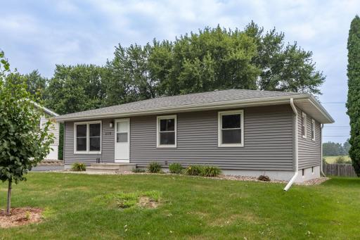 219 Rena Belle Street NW, Eyota, MN 55934