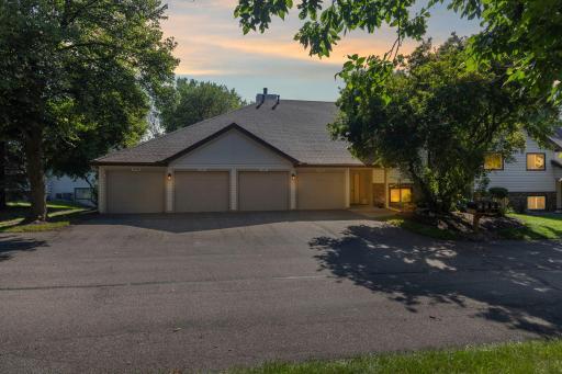 12249 42nd Avenue N, Plymouth, MN 55441