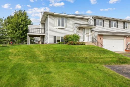 5332 Upper 147th Street W, Apple Valley, MN 55124