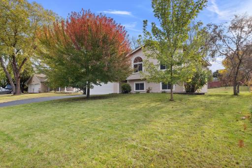 11921 Baypoint Drive, Burnsville, MN 55337