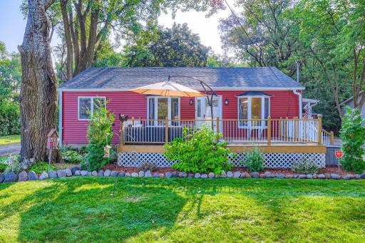 1387 Hadley Avenue N, Saint Paul, MN 55128