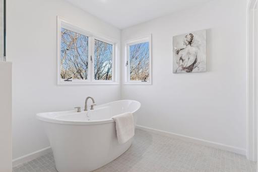 Unwind in style with this luxurious bathtub