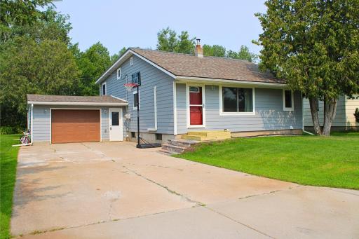 5451 Garden Drive N, Mountain Iron, MN 55768