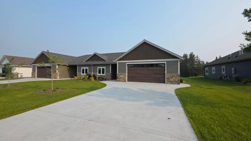 834 Lake Forest Circle, Detroit Lakes, MN 56501