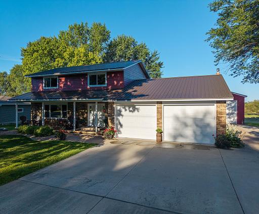 1308 County Road 9 SE, Willmar, MN 56201