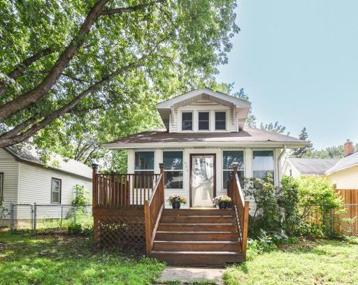 894 Randolph Avenue, Saint Paul, MN 55102