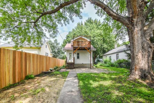 894 Randolph Avenue, Saint Paul, MN 55102