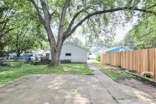 894 Randolph Avenue, Saint Paul, MN 55102