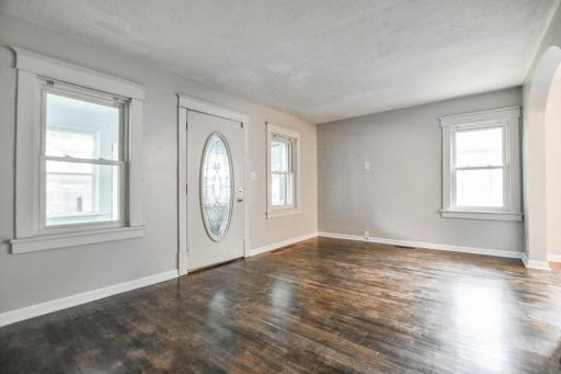894 Randolph Avenue, Saint Paul, MN 55102
