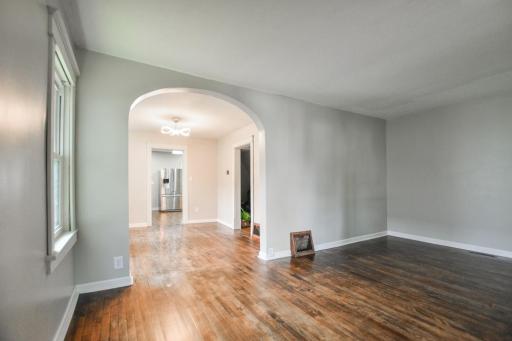 894 Randolph Avenue, Saint Paul, MN 55102