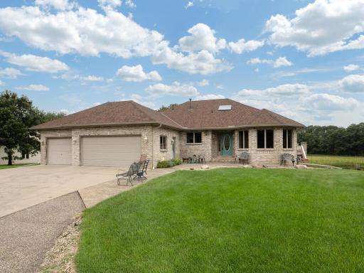 18410 Jackson Street NE, Cedar, MN 55011