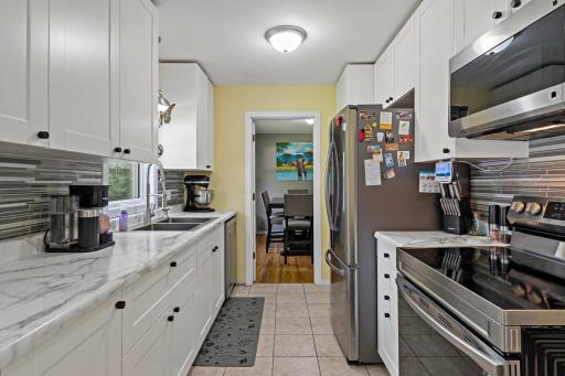 6716 68th Avenue N, Minneapolis, MN 55428