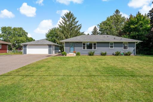 6716 68th Avenue N, Minneapolis, MN 55428