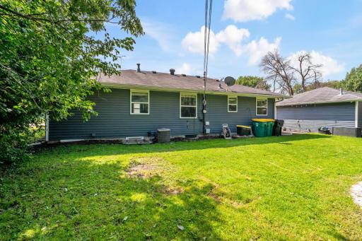 6716 68th Avenue N, Minneapolis, MN 55428