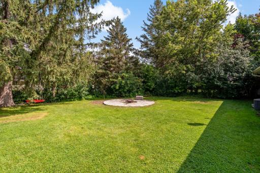 6716 68th Avenue N, Minneapolis, MN 55428