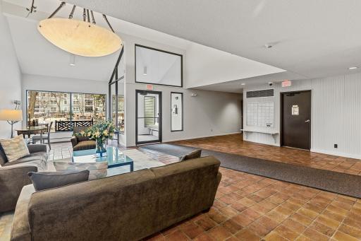 3020 SAM #211, Front Entry and Welcoming Foyer***.jpg