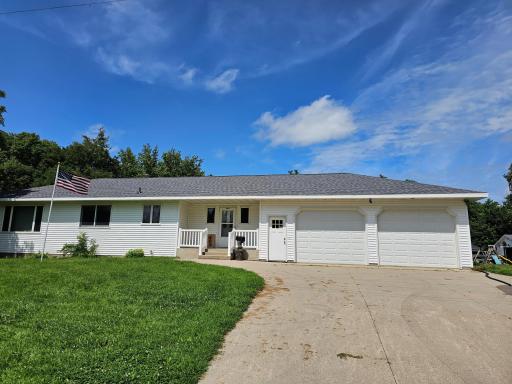 404 3rd Avenue S, Raymond, MN 56282