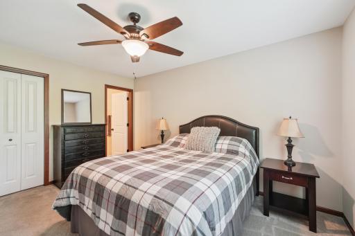 16989 W Side Drive, Prior Lake, MN 55372