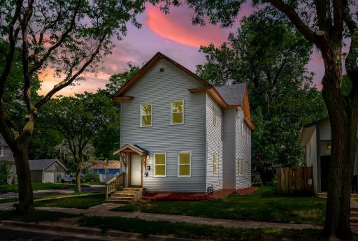 1430 Irving Avenue N, Minneapolis, MN 55411