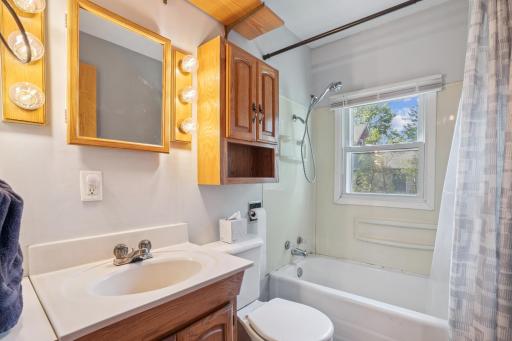 606 6th Street N, Hudson, WI 54016