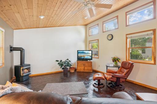 606 6th Street N, Hudson, WI 54016