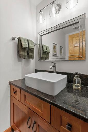 47-web-or-mls-851 Lincolntown Ave-140.jpg