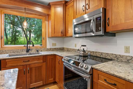 39-web-or-mls-851 Lincolntown Ave-116.jpg