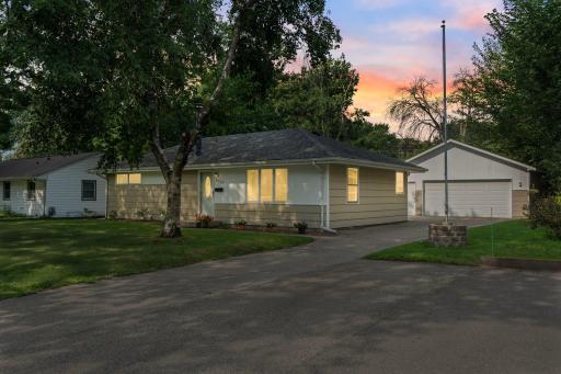 8214 5th Avenue S, Minneapolis, MN 55420