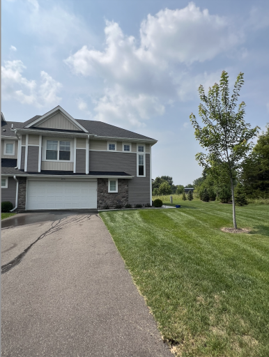 8731 Park Avenue NE, Otsego, MN 55330