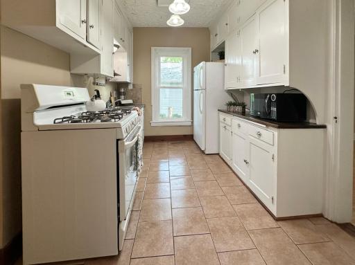 Main Floor Kitchen