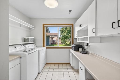 8800 Douglas Drive N, Minneapolis, MN 55445