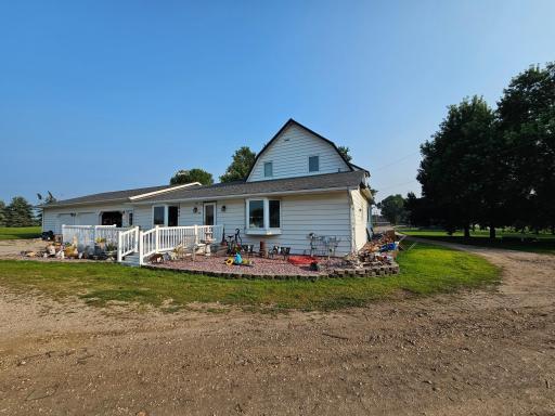 200 Spring View Drive, Edgerton, MN 56128