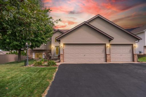 812 River Terrace, Prescott, WI 54021