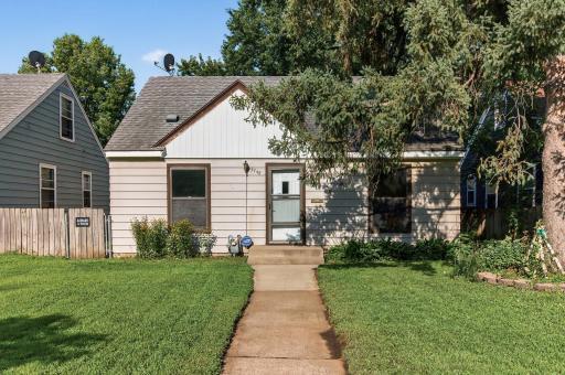 5748 25th Avenue S, Minneapolis, MN 55417