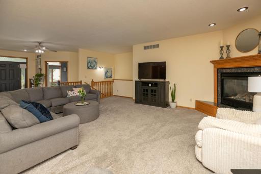 1803 16th St SW, Austin, MN 55912