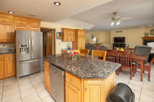 1803 16th St SW, Austin, MN 55912