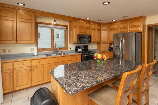 1803 16th St SW, Austin, MN 55912