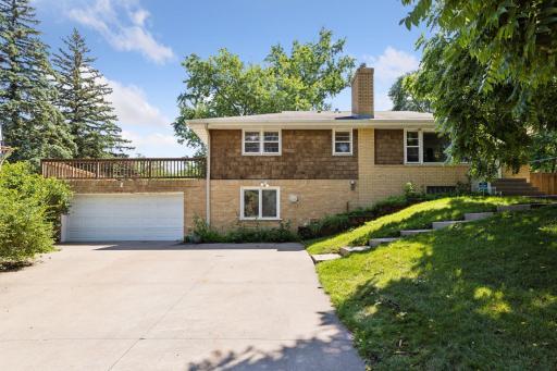 1102 Carlton Drive, New Brighton, MN 55112