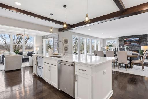 15484 Minnetonka Boulevard, Minnetonka, MN 55345