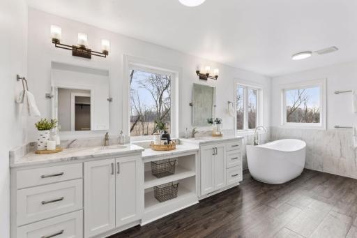 15484 Minnetonka Boulevard, Minnetonka, MN 55345
