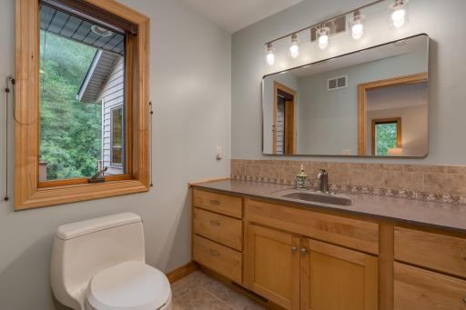 209 Pinehurst Drive, Mankato, MN 56001
