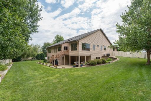 209 Pinehurst Drive, Mankato, MN 56001