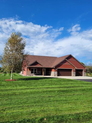 19310 University Avenue NW, Cedar, MN 55011