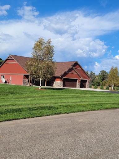 19310 University Avenue NW, Cedar, MN 55011