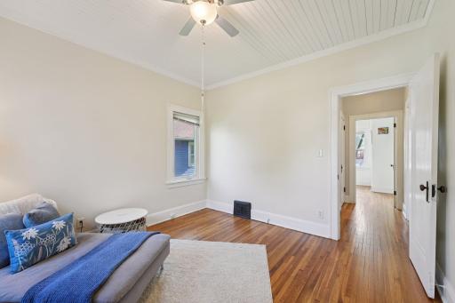 20-web-or-mls-N Knox Ave-S1308-020.jpg